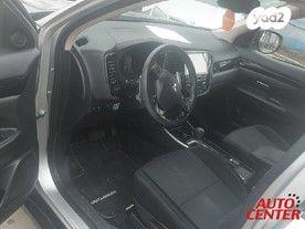 מיצובישי אאוטלנדר Intense אוט' 5 מק' 2.0 (150 כ"ס) בנזין 2018 למכירה ב