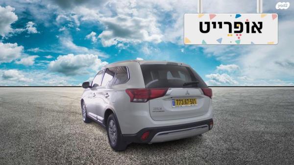 מיצובישי אאוטלנדר Intense אוט' 7 מק' 2.0 (150 כ"ס) בנזין 2019 למכירה ב