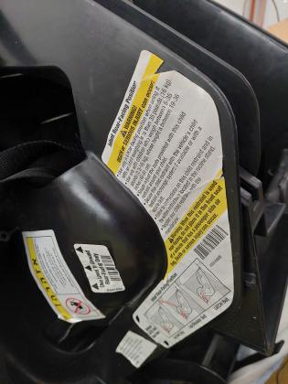 למכירה כיסא בטיחות לרכב במצב