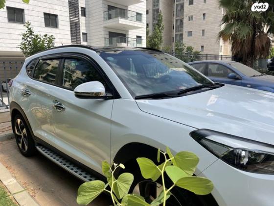 יונדאי טוסון Supreme אוט' בנזין 2.0 (155 כ''ס) בנזין 2017 למכירה בראשון לציון