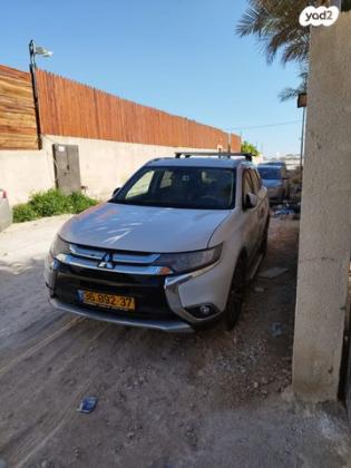 מיצובישי אאוטלנדר Premium אוט' 7 מק' 2.0 (150 כ''ס) בנזין 2015 למכירה בגבעת זאב