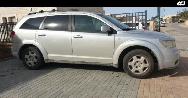 דודג' ג'רני SE אוט' 7 מק' 2.4 (168 כ"ס) בנזין 2011 למכירה באשקלון