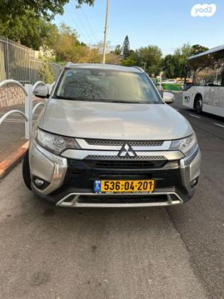 מיצובישי אאוטלנדר Instyle אוט' 7 מק' 2.0 (150 כ"ס) בנזין 2019 למכירה במודיעין מכבים רעות