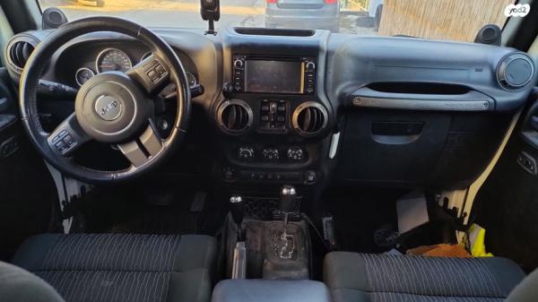ג'יפ / Jeep רנגלר ארוך 4X4 Unlimited Sport אוט' 3.6 (280 כ''ס) ק'-2 בנזין 2013 למכירה במבשרת ציון