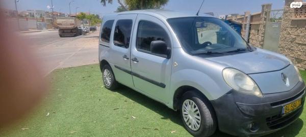 רנו קנגו החדשה Authentiq ידני דיזל + דלת צד אחת 1.5 (85 כ''ס) דיזל 2011 למכירה בכפר אחים