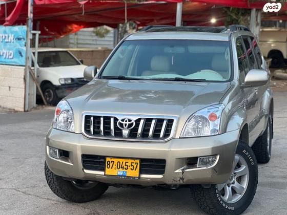 טויוטה לנד קרוזר ארוך 4X4 Luxury אוט' דיזל 8 מק' 3.0 (166 כ''ס) דיזל 2005 למכירה בירושלים