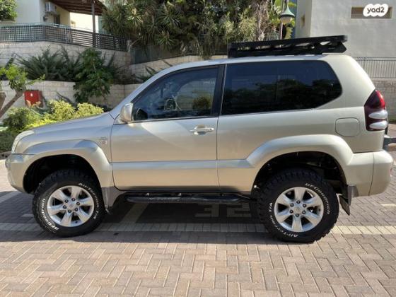 טויוטה לנד קרוזר קצר 4X4 STD אוט' דיזל 3.0 (173 כ''ס) דיזל 2004 למכירה במודיעין מכבים רעות