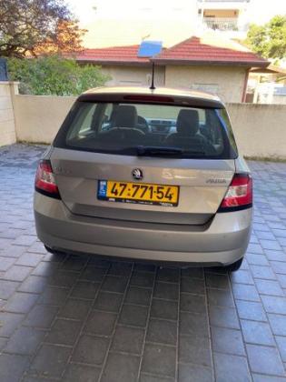 סקודה פאביה Ambition אוט' 1.2 (110 כ''ס) בנזין 2015 למכירה ברמת השרון