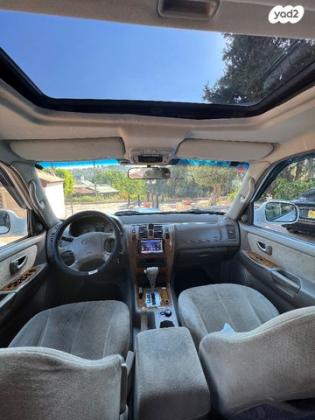 יונדאי טאראקן 4X4 GLS אוט' דיזל 7 מק' 2.9 (165 כ''ס) דיזל 2007 למכירה בתרום