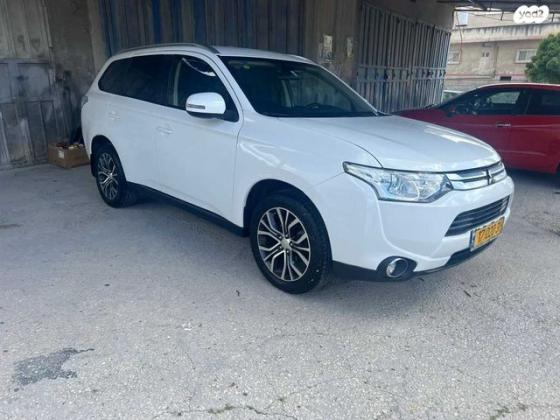 מיצובישי אאוטלנדר Instyle אוט' 7 מק' 2.0 (150 כ"ס) בנזין 2014 למכירה ברמלה