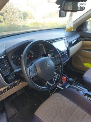 מיצובישי אאוטלנדר Instyle אוט' 7 מק' 2.0 (150 כ"ס) בנזין 2019 למכירה בגן יבנה