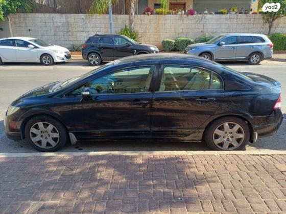 הונדה סיוויק סדאן החדשה LS אוט' 1.8 (140 כ''ס) בנזין 2008 למכירה בראשון לציון