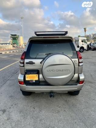 טויוטה לנד קרוזר קצר 4X4 Premium אוט' דיזל 3.0 (173 כ''ס) דיזל 2006 למכירה בטירת כרמל