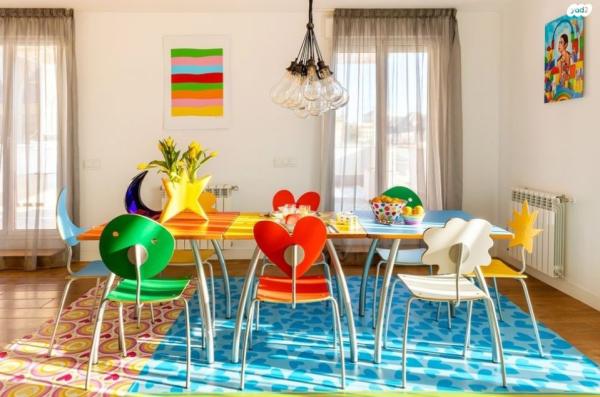 סט של 4 כסאות מיוחדים