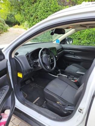 מיצובישי אאוטלנדר Instyle אוט' 7 מק' 2.0 (150 כ"ס) בנזין 2021 למכירה ברקפת