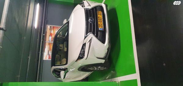 לקסוס NX 4X4 NX300H Premium הייבריד אוט' 2.5 (155 כ''ס) בנזין 2016 למכירה בנצרת