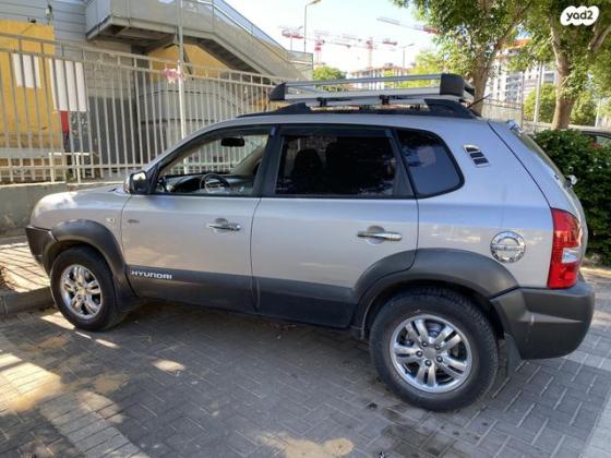יונדאי טוסון 4X4 GLS אוט' בנזין 2.7 (175 כ''ס) בנזין 2006 למכירה באור יהודה