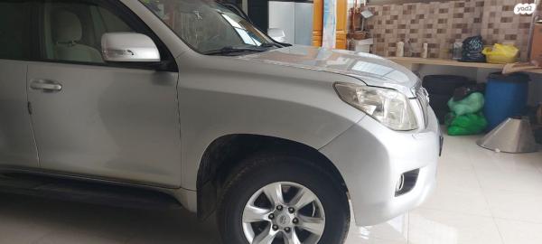 טויוטה לנד קרוזר ארוך 4X4 Select אוט' דיזל 7 מק' 3.0 (173 כ''ס) דיזל 2010 למכירה בירכא