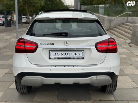 מרצדס GLA GLA200 Urban FL אוט' 1.6 (156 כ"ס) [2017 ואילך] בנזין 2019 למכירה בחולון