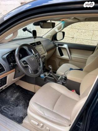 טויוטה לנד קרוזר ארוך 4X4 Limited Sahara אוט' דיזל 7 מק' 2.8 (177 כ''ס) דיזל 2018 למכירה בירושלים