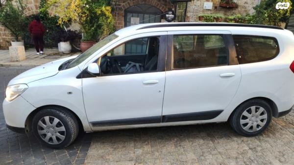 דאצ'יה לודג'י Laureate ידני בנזין 7 מק' 1.2 (115 כ"ס) בנזין 2017 למכירה בג'לג'וליה