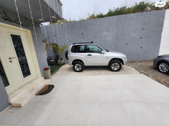 סוזוקי גרנד ויטרה 4X4 JLX אוט' 3 דל' 1.6 (93 כ''ס) בנזין 2002 למכירה בכפר קרע