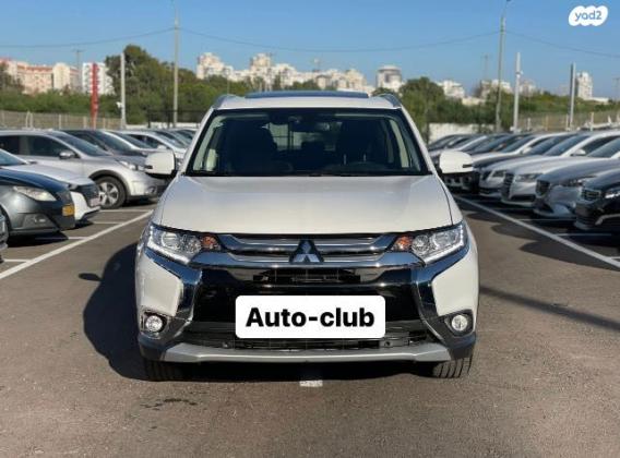 מיצובישי אאוטלנדר Instyle אוט' 7 מק' 2.0 (150 כ"ס) בנזין 2018 למכירה בראשון לציון