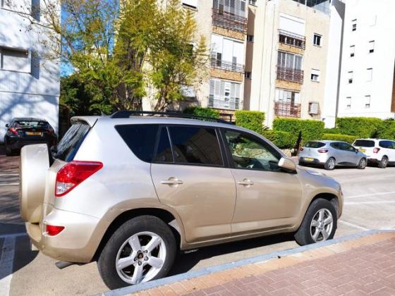 טויוטה RAV4 ארוך 4X4 Premium אוט' 2.0 (152 כ''ס) בנזין 2007 למכירה בקרית ביאליק