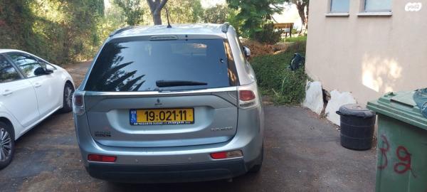 מיצובישי אאוטלנדר Instyle אוט' 5 מק' 2.0 (150 כ"ס) בנזין 2013 למכירה בבן שמן
