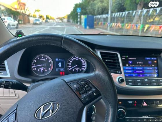יונדאי טוסון Premium אוט' בנזין 2.0 (155 כ"ס) בנזין 2016 למכירה ברחובות