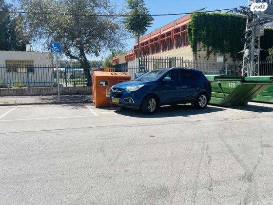 יונדאי iX35 Supreme אוט' 2.0 (163 כ''ס) בנזין 2011 למכירה בלוד