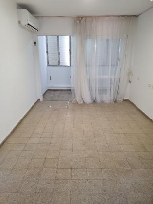 אלחריזי 6 (מורשה)