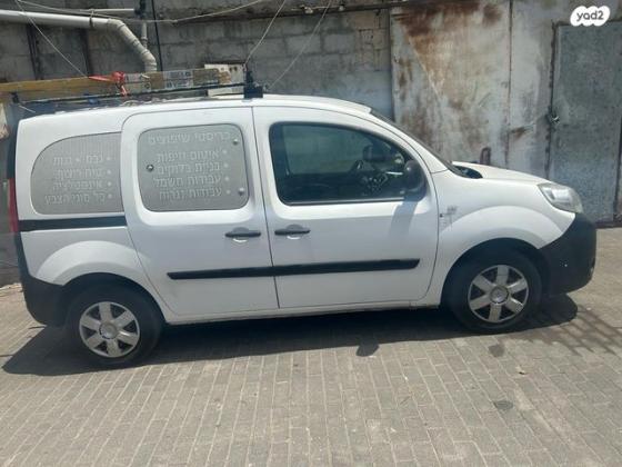 רנו קנגו החדשה Authentiq אוט' בנזין + דלת צד אחת 1.6 (105 כ"ס) בנזין 2015 למכירה בתל אביב יפו