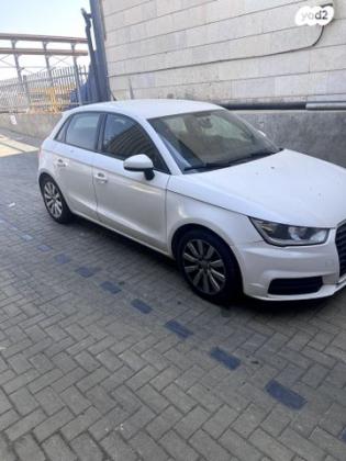אאודי A1 Sportback אוט' 1.0 (95 כ''ס) בנזין 2016 למכירה בפתח תקווה