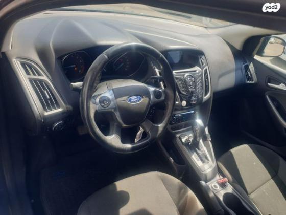 פורד פוקוס Trend סטיישן אוט' 1.6 (125 כ''ס) בנזין 2012 למכירה בנתניה