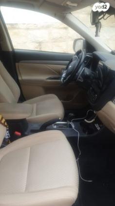 מיצובישי אאוטלנדר Instyle אוט' 5 מק' 2.0 (150 כ"ס) בנזין 2016 למכירה בירושלים