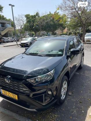 טויוטה RAV4 הייבריד E-xperience הייבריד 5 דל' אוט' 2.5 (178 כ''ס) בנזין 2020 למכירה בתל אביב יפו