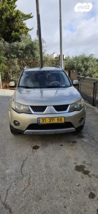 מיצובישי אאוטלנדר 4X4 Sport אוט' 7 מק' 2.4 (170 כ''ס) בנזין 2008 למכירה בירושלים