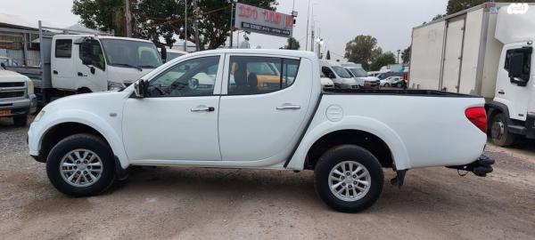 מיצובישי L200 האנטר 2X4 GL דאבל קבינה ידני דיזל 2.5 (136 כ''ס) דיזל 2015 למכירה בראשון לציון