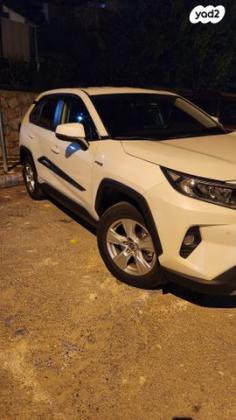 טויוטה RAV4 הייבריד E-xperience הייבריד 5 דל' אוט' 2.5 (178 כ''ס) בנזין 2022 למכירה בבית שמש