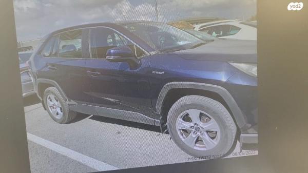 טויוטה RAV4 הייבריד E-volve הייבריד אוט' 2.5 (178 כ''ס) בנזין 2021 למכירה בירושלים