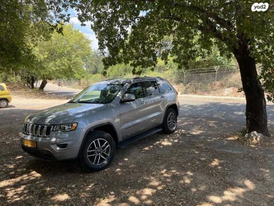 ג'יפ / Jeep גרנד צ'ירוקי 4X4 Laredo Plus אוט' 3.6 (286 כ''ס) בנזין 2020 למכירה בכפר ורדים