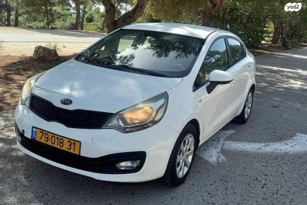 קיה ריו LX סדאן אוט' 1.4 (109 כ''ס) בנזין 2014 למכירה בחיפה