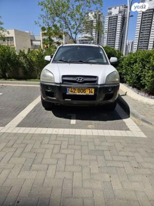 יונדאי טוסון 4X4 GLS LTH אוט' דיזל 2.0 (112 כ''ס) דיזל 2006 למכירה בבאר יעקב