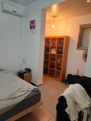 חנה סנש 13 (רמב"ם)