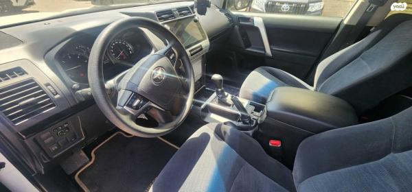 טויוטה לנד קרוזר ארוך TS 7 אוט' 7 מק' דיזל 5 דל' 2.8 (204 כ"ס) דיזל 2021 למכירה בחיפה