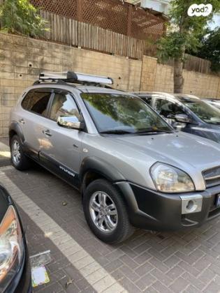 יונדאי טוסון 4X4 GLS אוט' בנזין 2.7 (175 כ''ס) בנזין 2006 למכירה באור יהודה