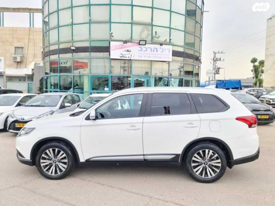 מיצובישי אאוטלנדר Instyle אוט' 7 מק' 2.0 (150 כ"ס) בנזין 2019 למכירה ברמלה