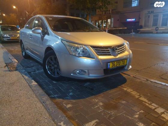טויוטה אוונסיס אוט' 2.0 (152 כ"ס) [2009-2015] בנזין 2010 למכירה ברמת גן