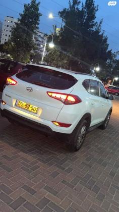 יונדאי טוסון Panoramic אוט' בנזין 2.0 (155 כ"ס) בנזין 2018 למכירה בגני תקווה